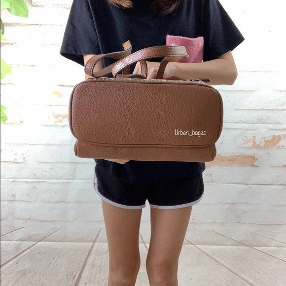 Michael Kors Abbey Medium Backpack - Picture 5 of 8